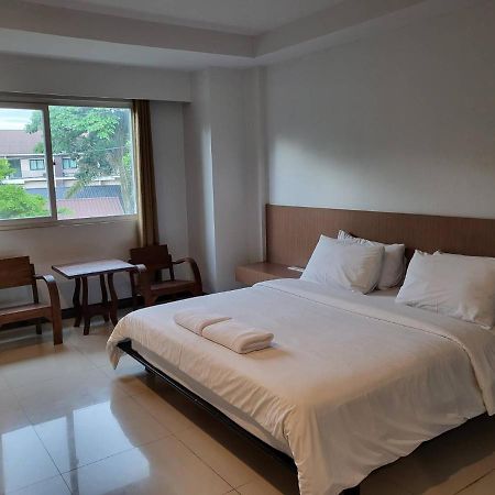 The Square Rayong Hotel Luaran gambar